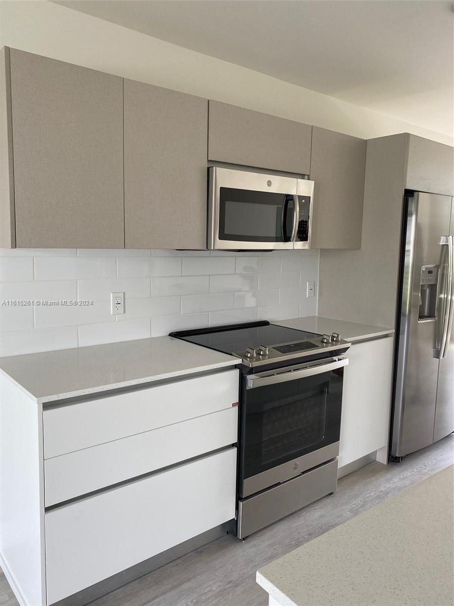 2505 NE 193rd St # 4207, Miami FL 33180 photo 5