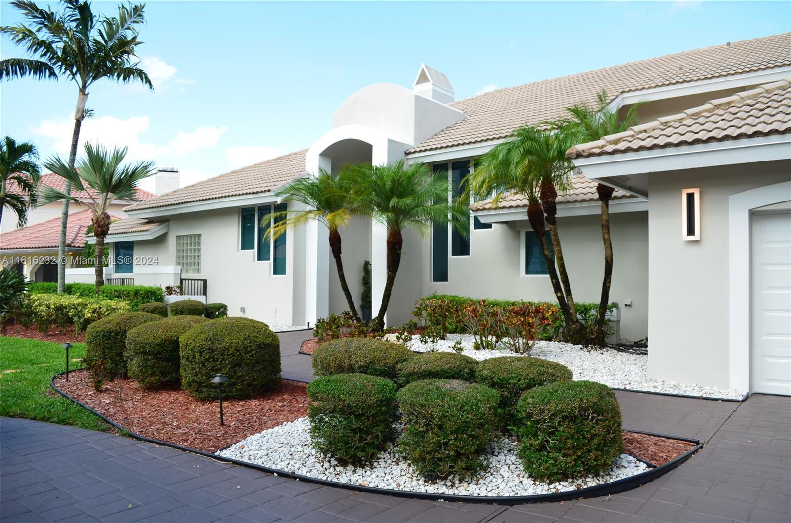 1955 Las Colinas Way, Coral Springs FL 33071 photo 3
