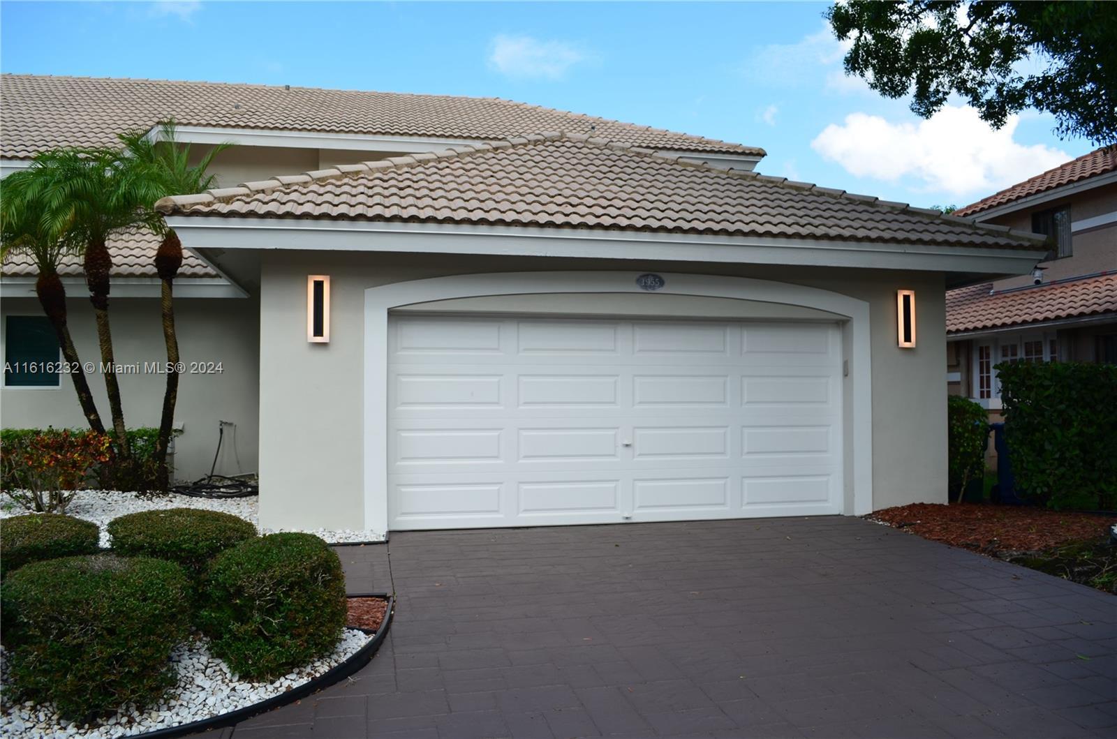 1955 Las Colinas Way, Coral Springs FL 33071 photo 4
