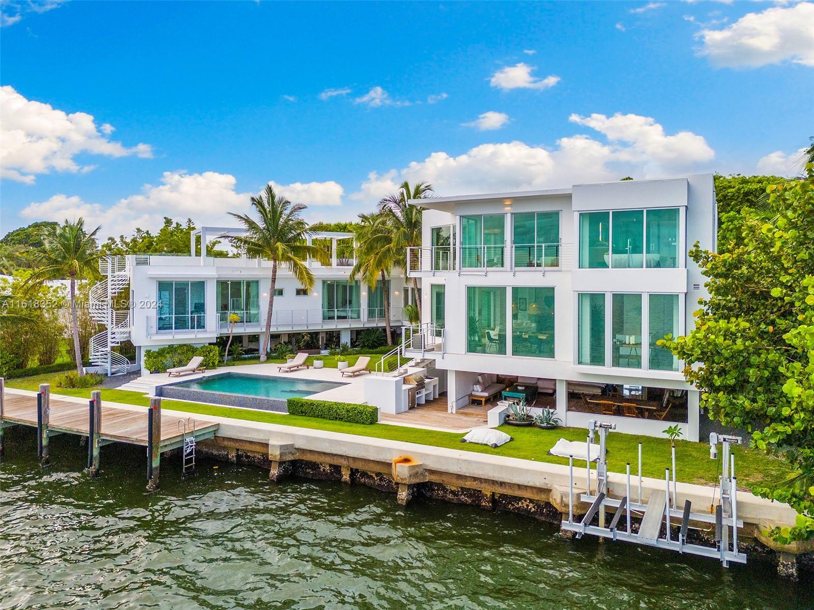 1490 NE 101st St, Miami Shores FL 33138 photo 2