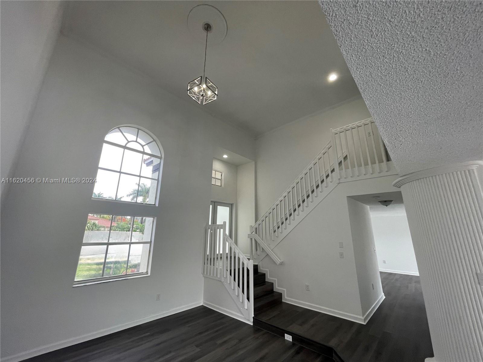 13206 NW 10th Ln, Miami FL 33182 photo 4