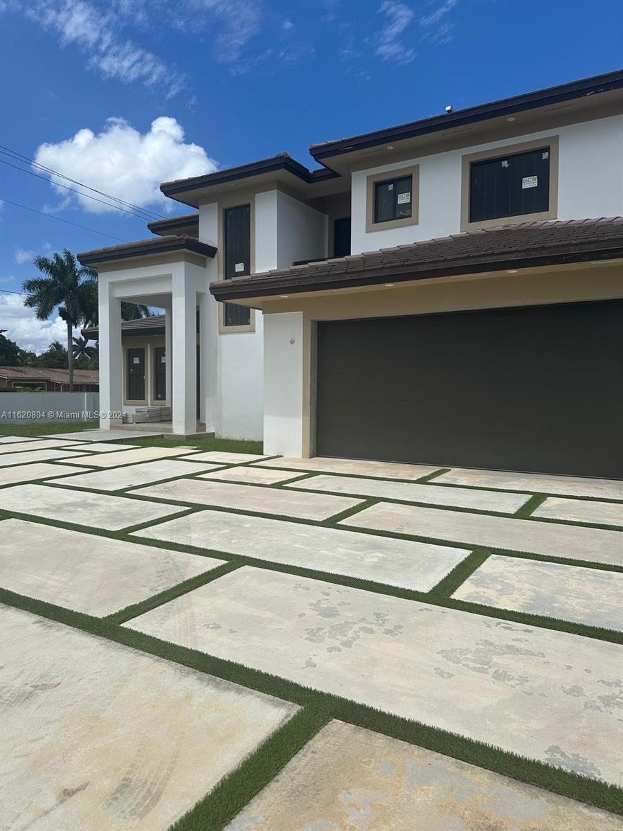 12890 NW 2nd St, Miami FL 33182 photo 2