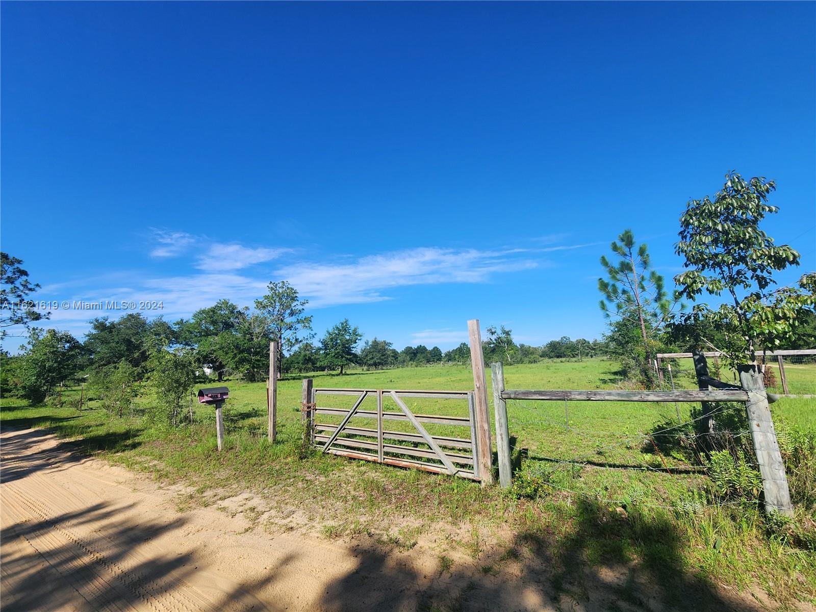 12208 Two Trail Rd, Other City - In The State Of Florida FL 32438 photo 3