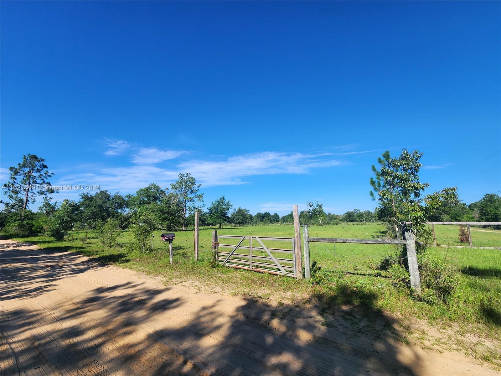 12208 Two Trail Rd, Other City - In The State Of Florida FL 32438 photo 4