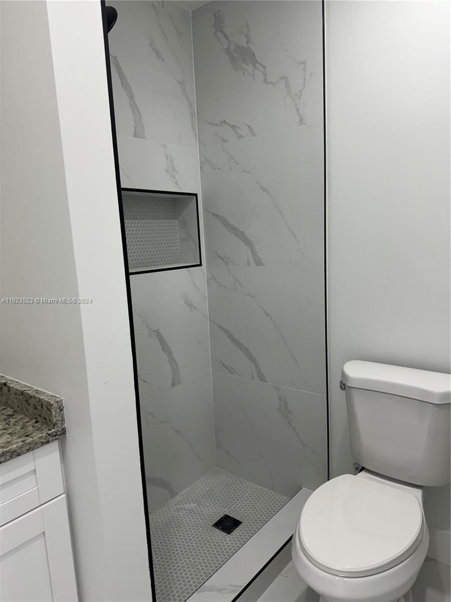106 E 8th St # 108, Hialeah FL 33010 photo 3