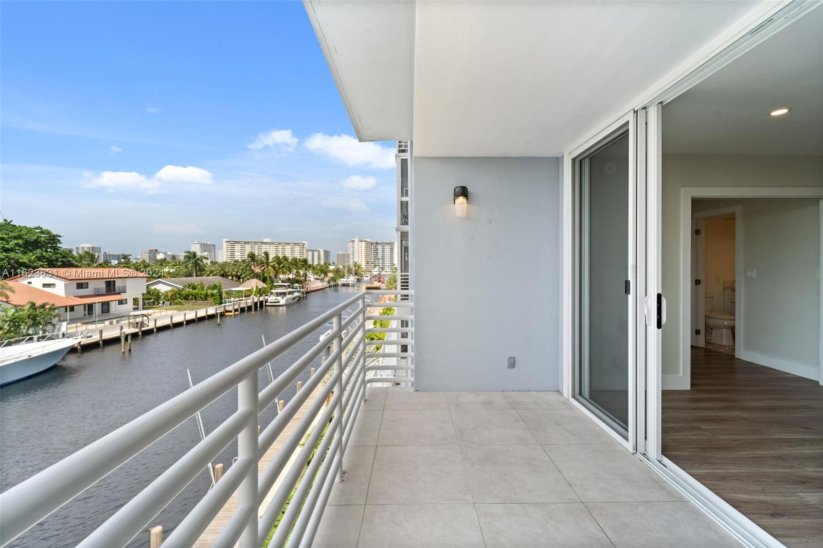 2829 NE 33rd Ct # 302, Fort Lauderdale FL 33306 photo 2