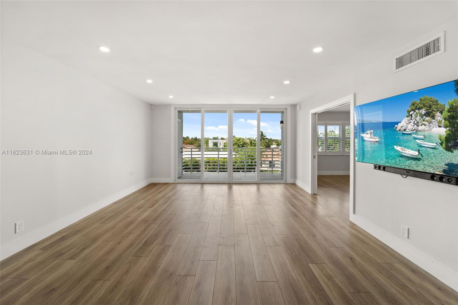 2829 NE 33rd Ct # 302, Fort Lauderdale FL 33306 photo 5