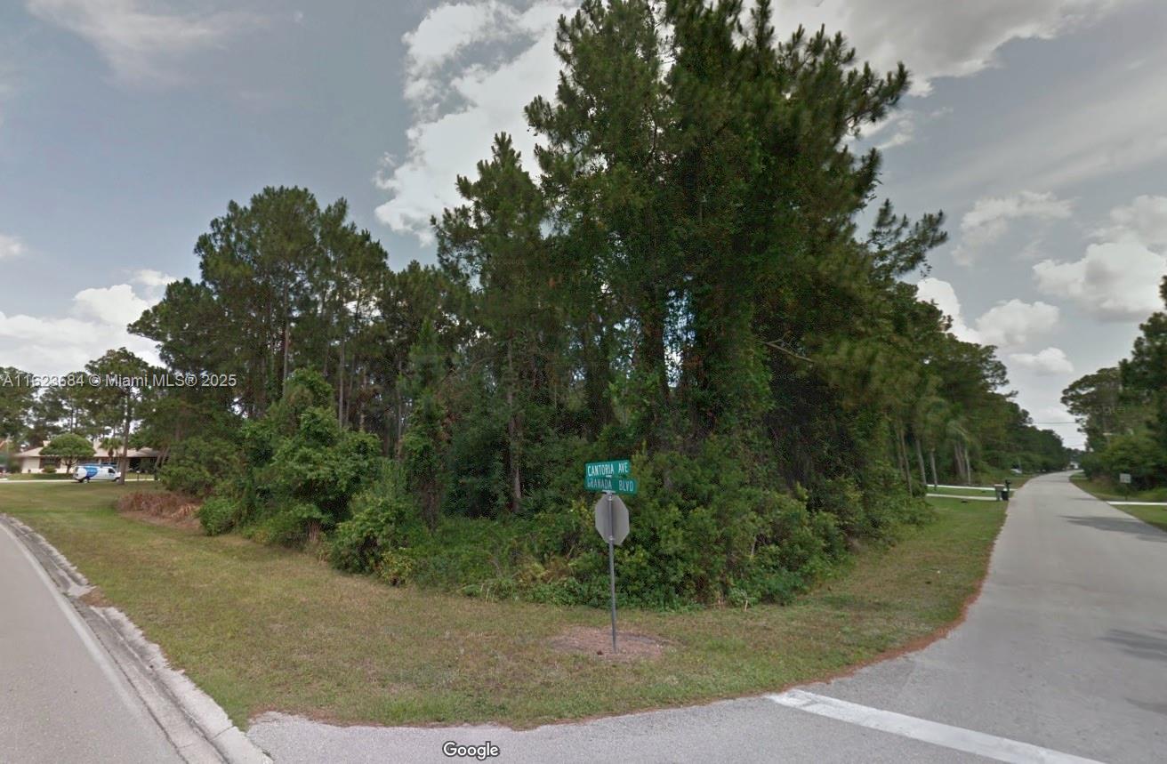 4224 Cantoria Ave, Sebring FL 33872 photo 2