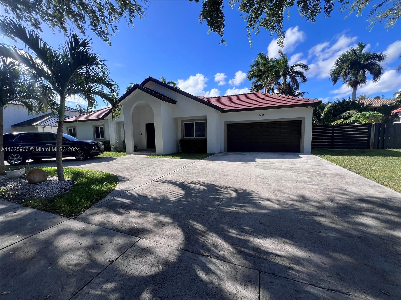 8235 NW 156th Ter, Miami Lakes FL 33016