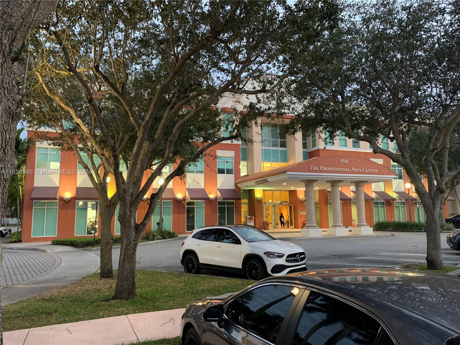 8501 SW 124th Ave, Miami FL 33183 photo 2