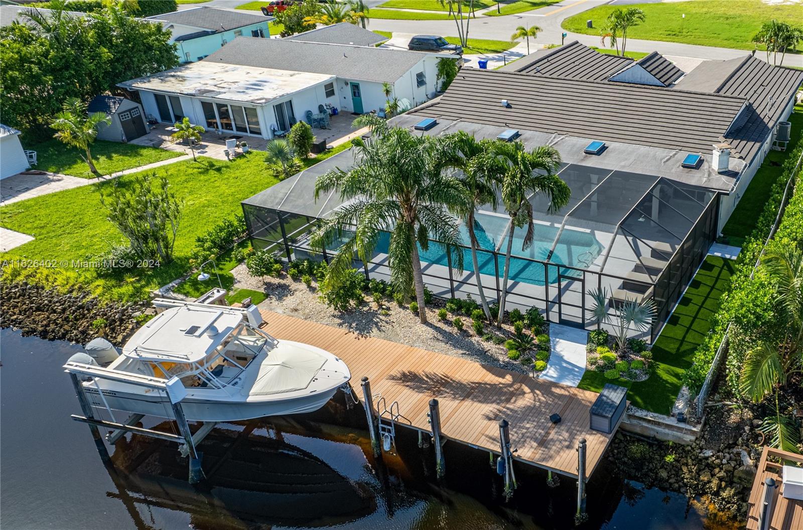 1575 Osprey Ave, Naples FL 34102