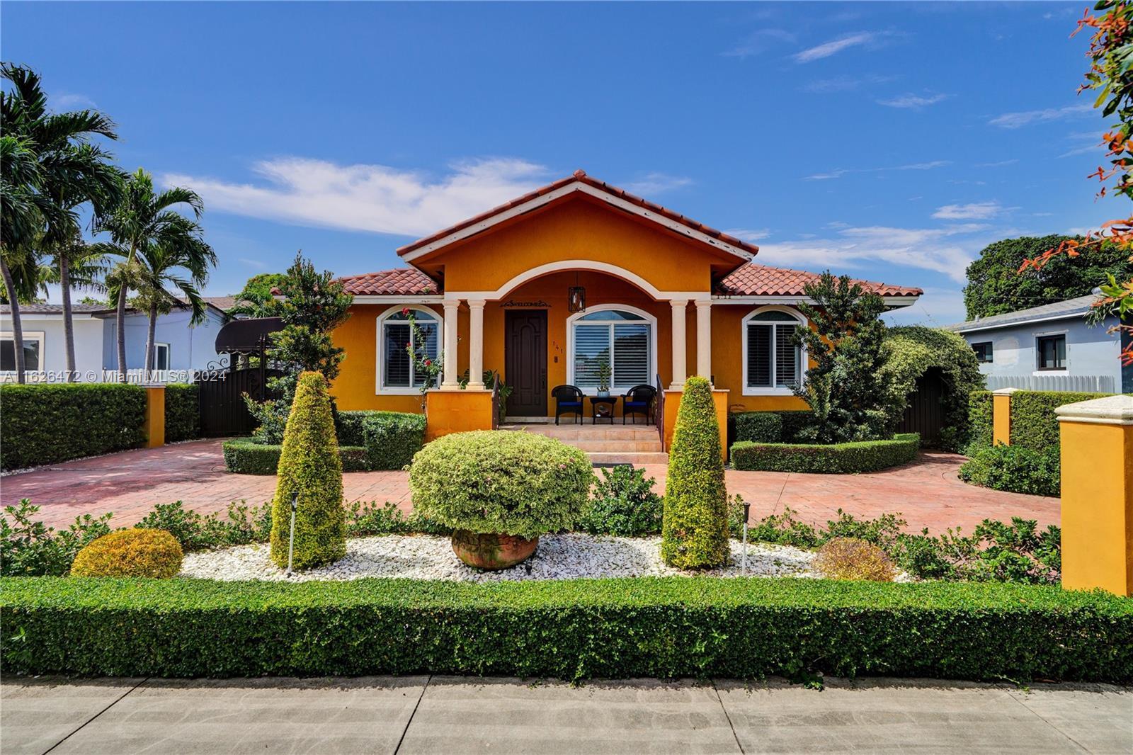141 W 36th St, Hialeah FL 33012