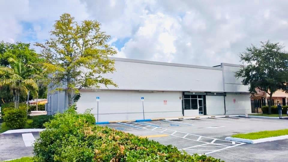 16525 NW 27th Ave, Miami Gardens FL 33054 photo 3