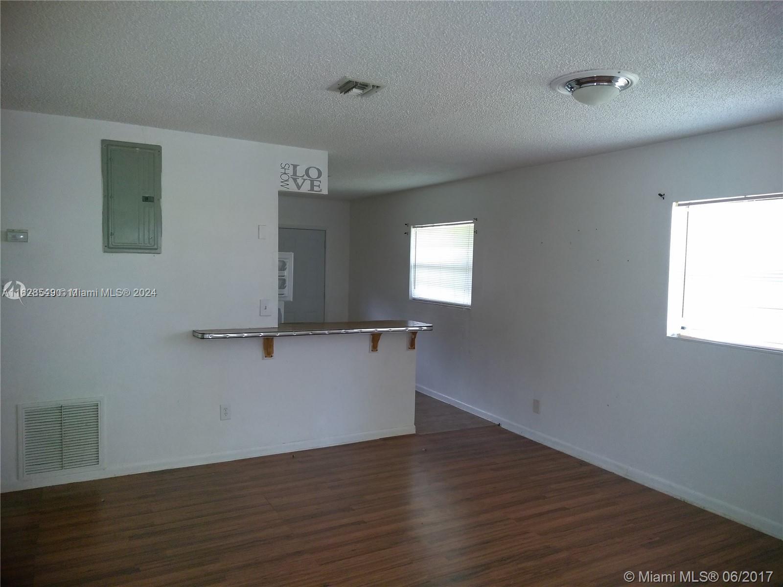 11537 SW 216th St # 11537, Miami FL 33170 photo 2