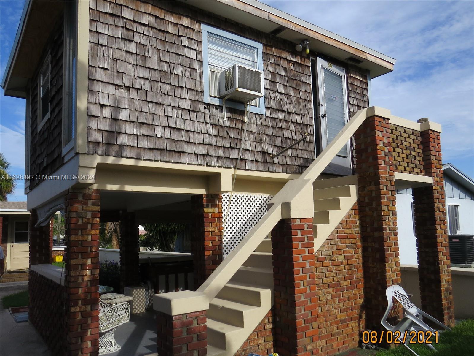 122 2nd St # 2, West Palm Beach FL 33413 photo 2