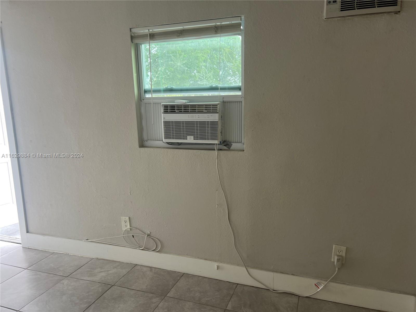 821 SW 29th Ct # 6, Miami FL 33135 photo 3