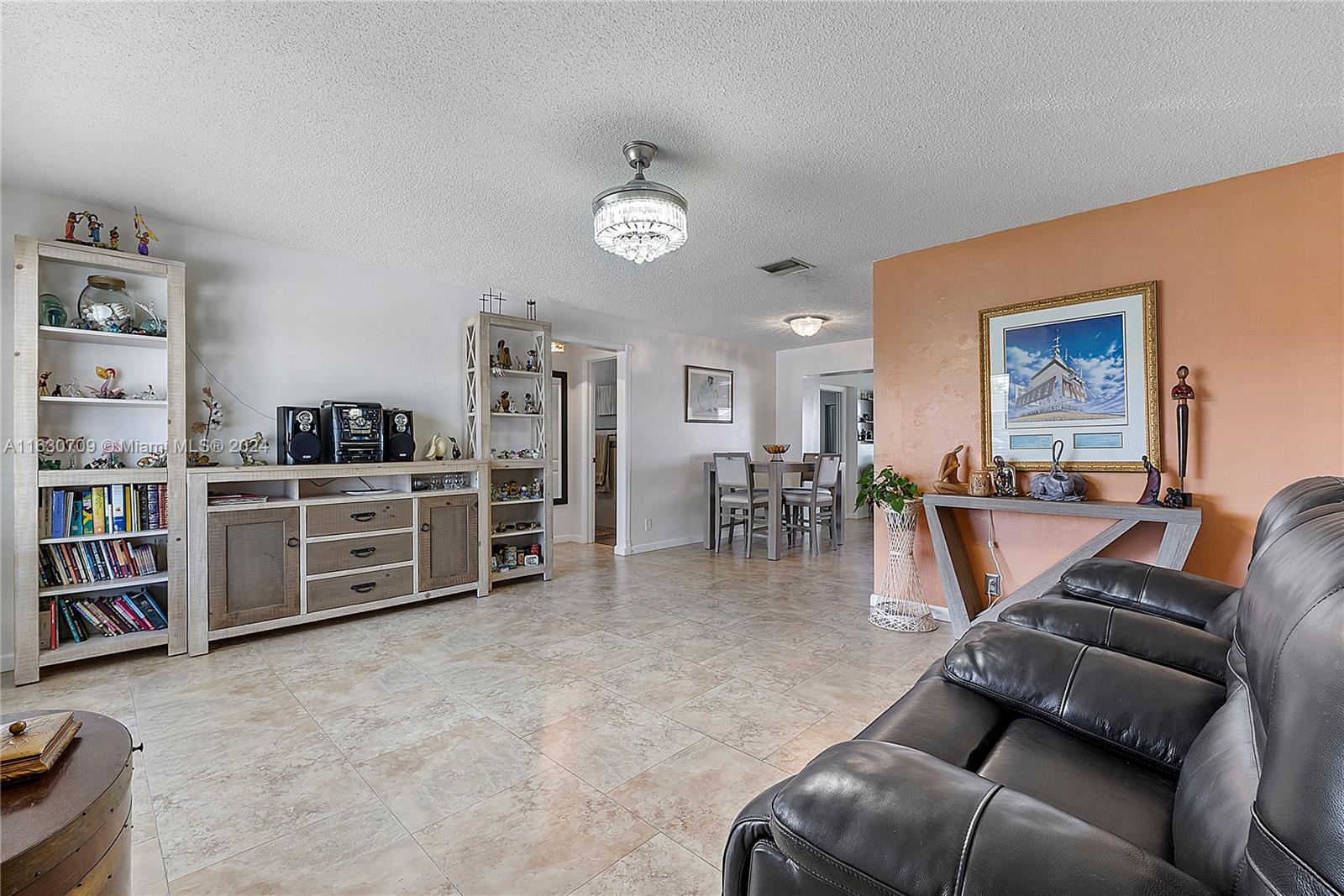 4905 NW 53rd St, Tamarac FL 33319 photo 5