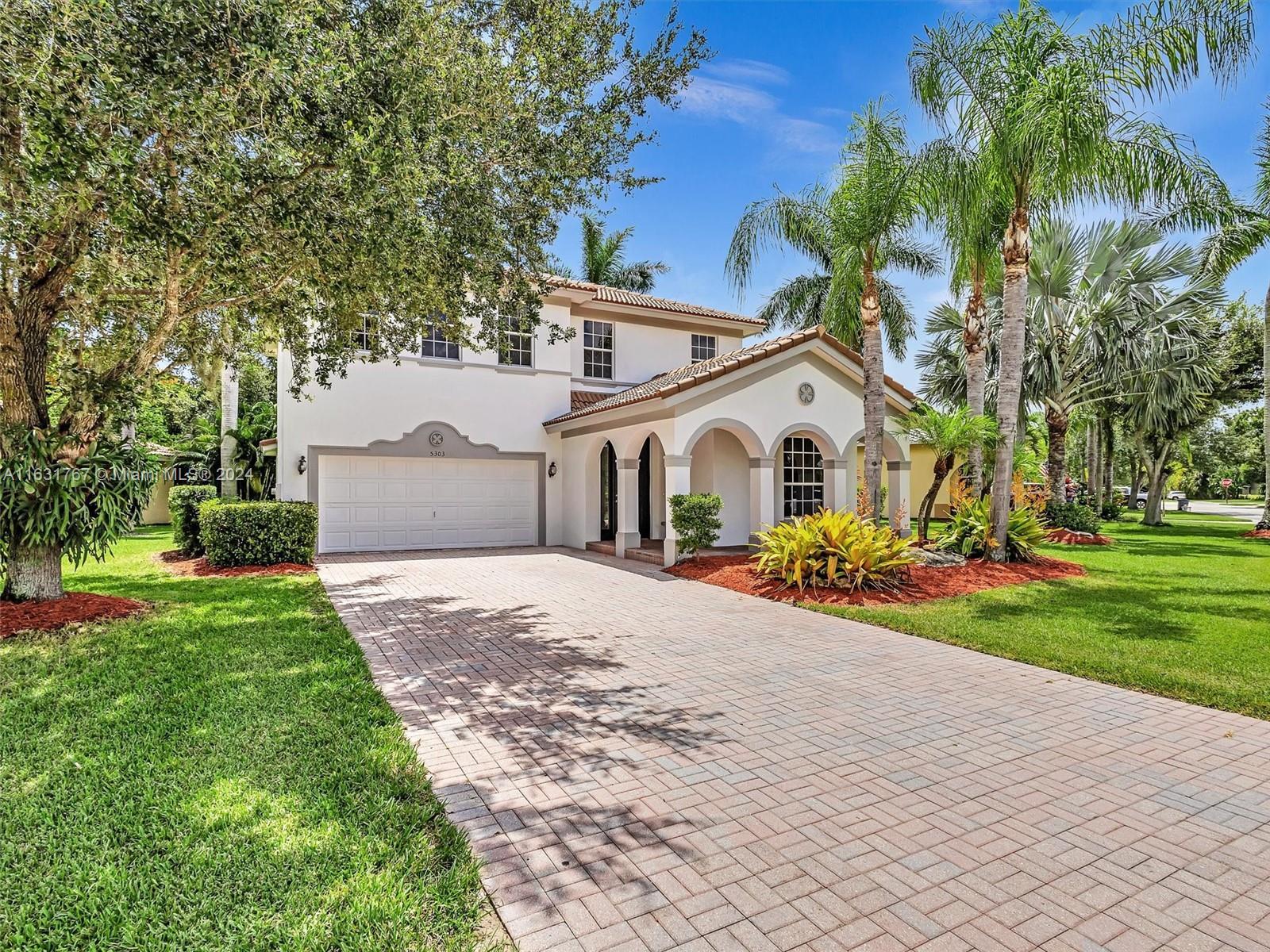 5303 SE Graham Dr, Stuart FL 34997 photo 2