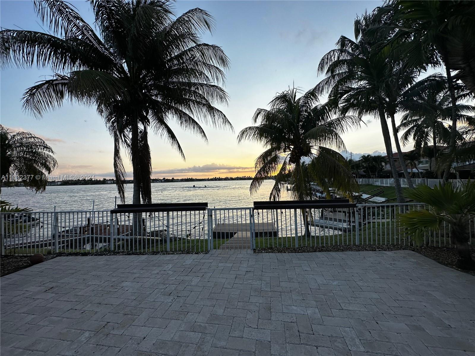 13630 SW 127th Ct, Miami FL 33186 photo 5