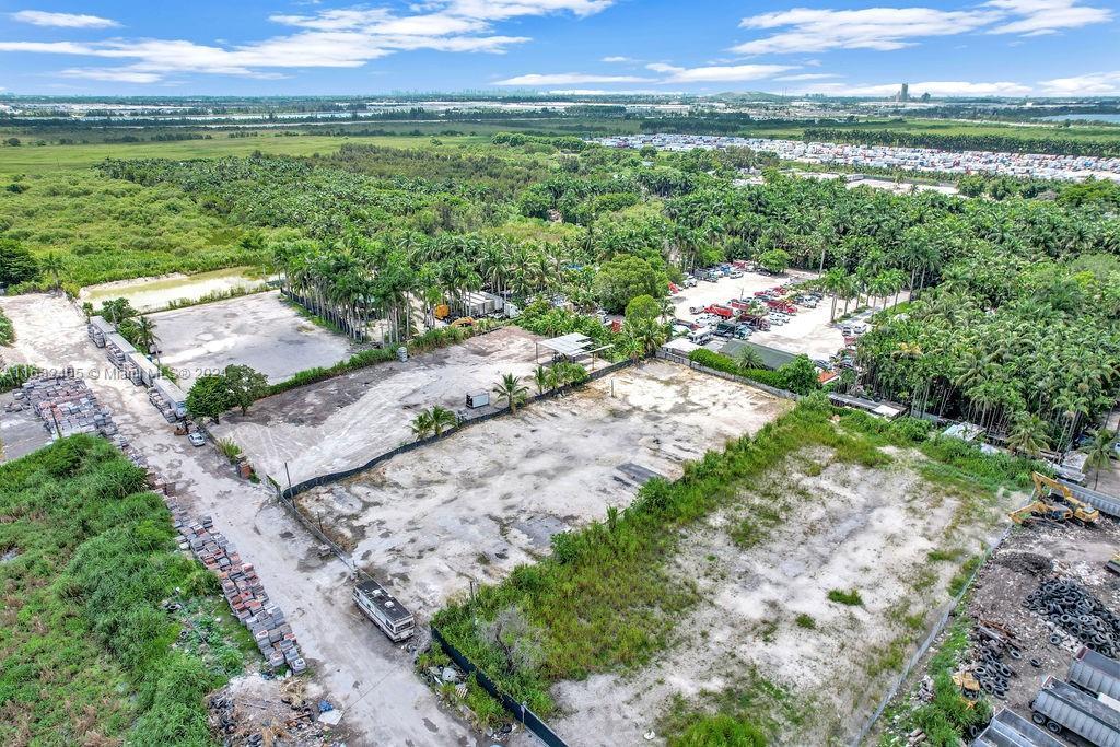 162 ST, Hialeah FL 33018 photo 2