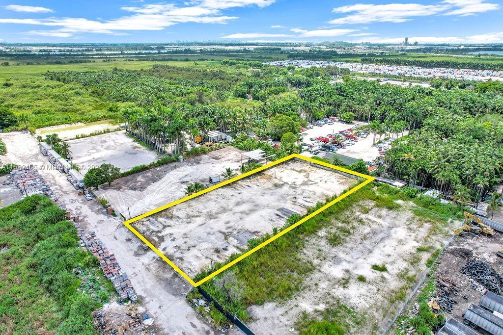162 ST, Hialeah FL 33018 photo 4