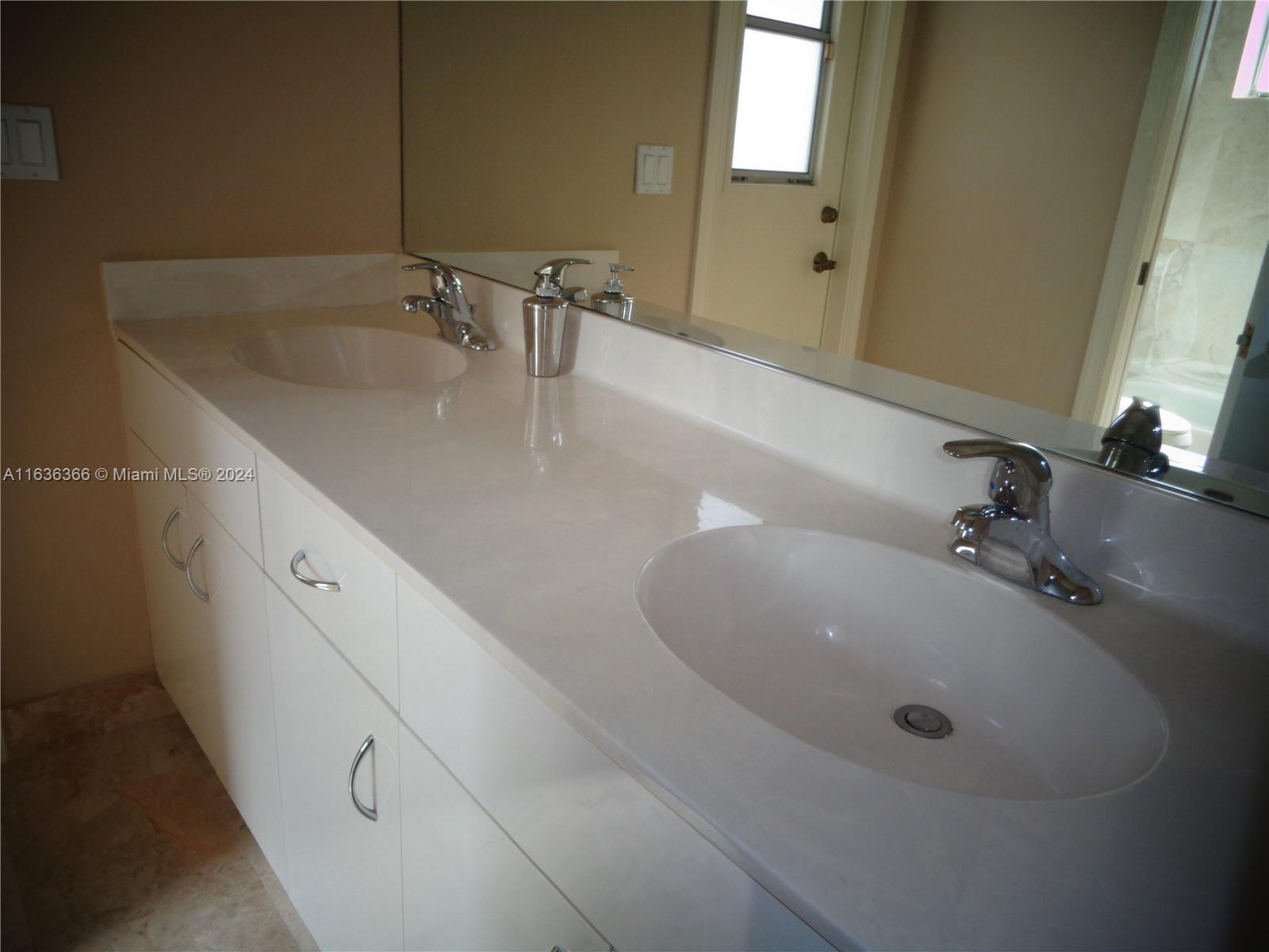 Weston, FL 33326 photo 4