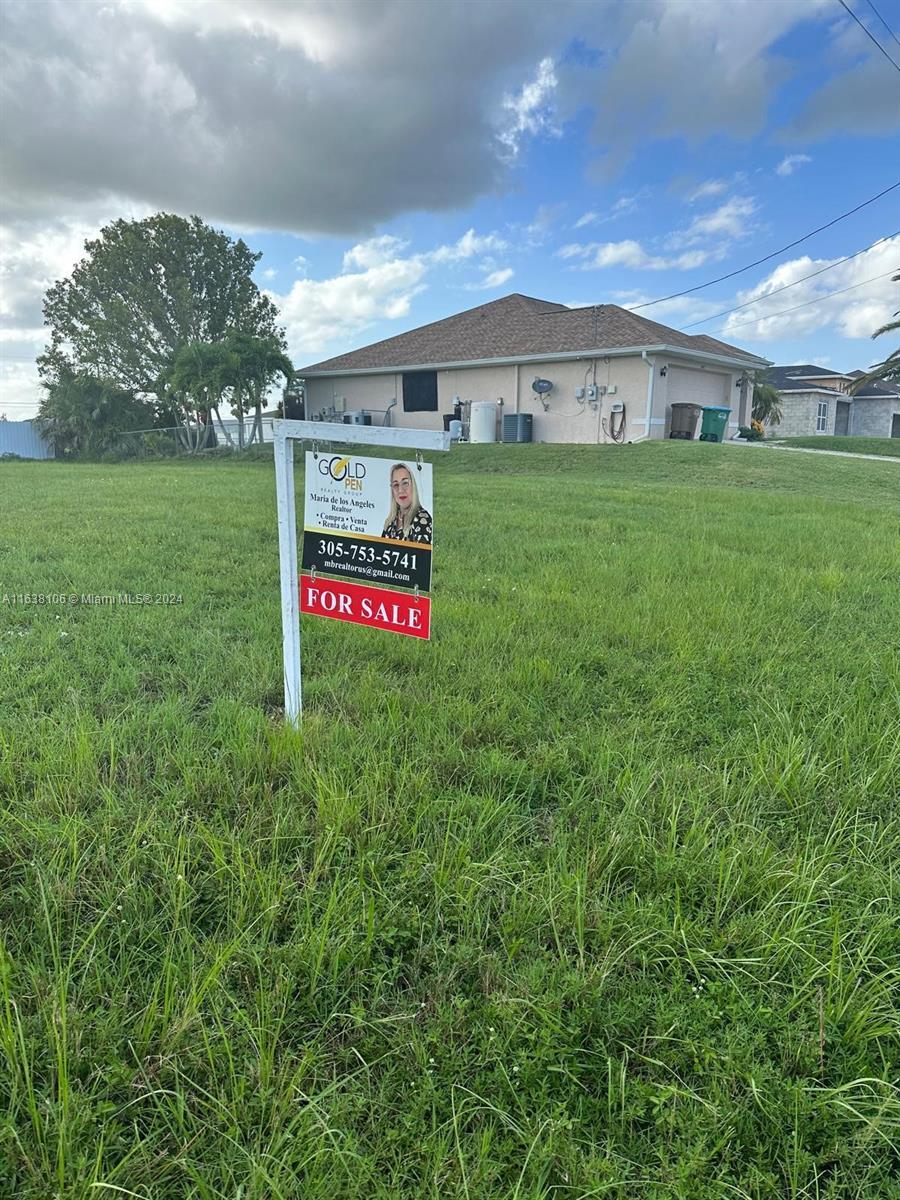 1430 NE 6 PL, Cape Coral FL 33909 photo 2