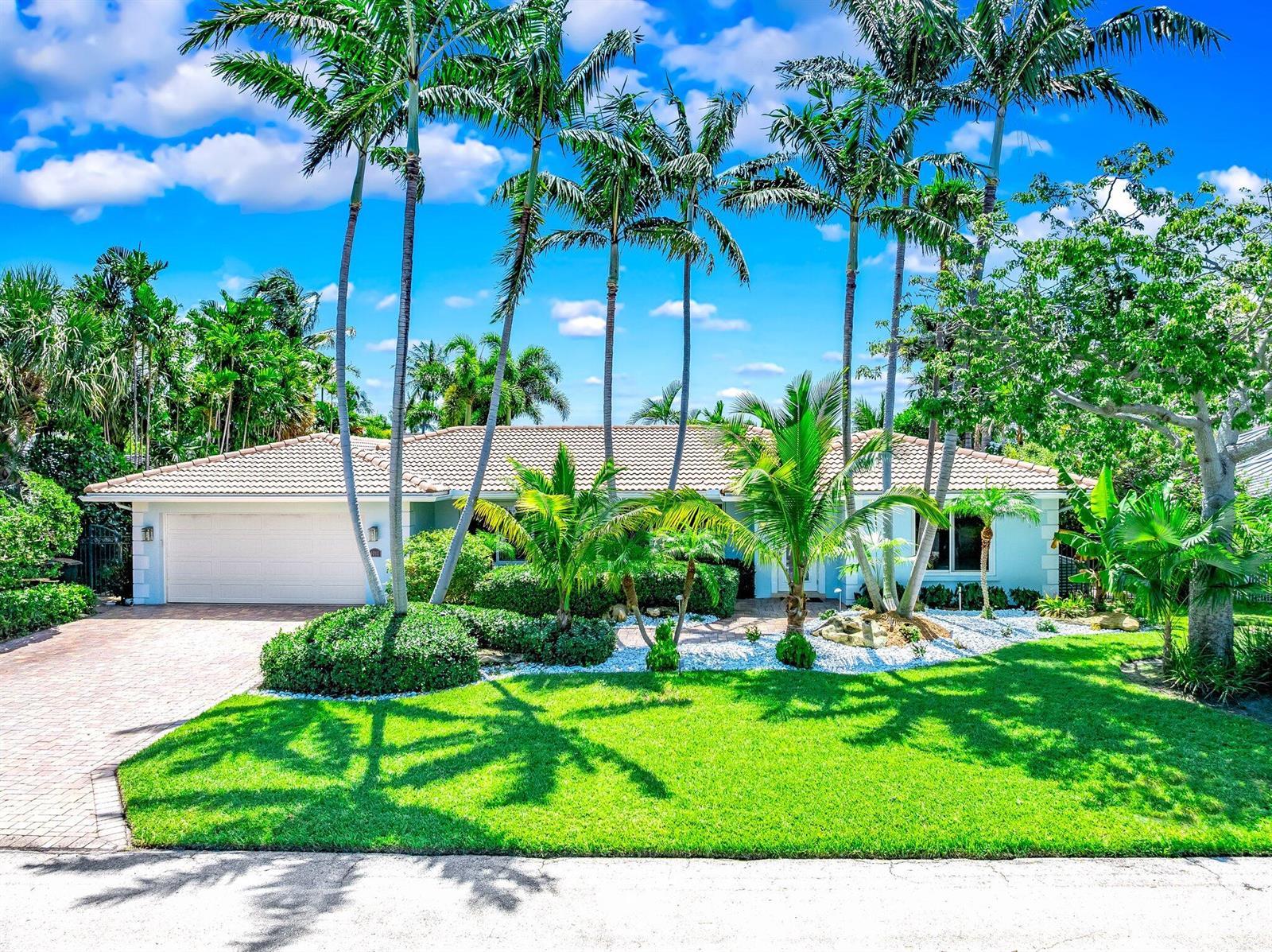 4010 NE 25th Avenue, Lighthouse Point FL 33064