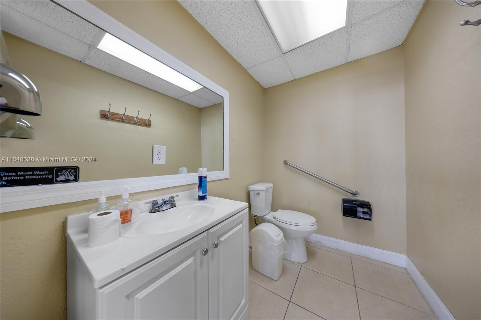 2218 SW 22nd St, Miami FL 33145 photo 5