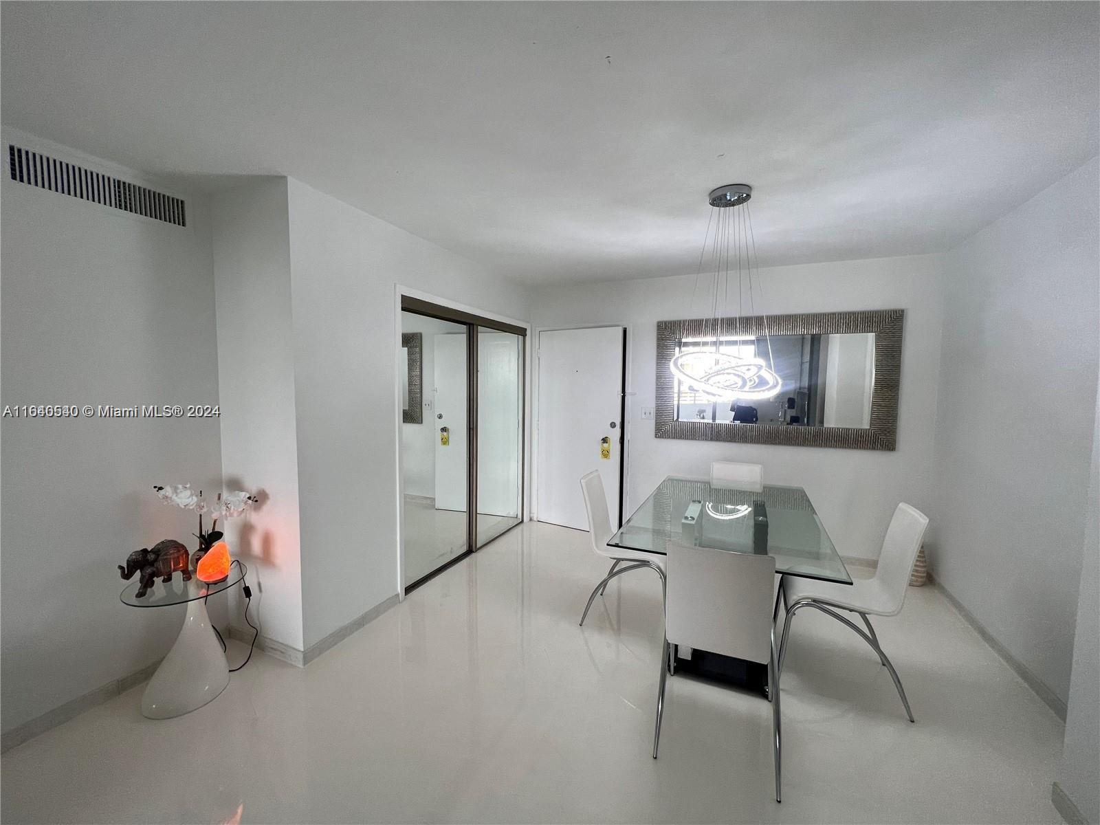 5555 Collins Ave # 7T, Miami Beach FL 33140 photo 4