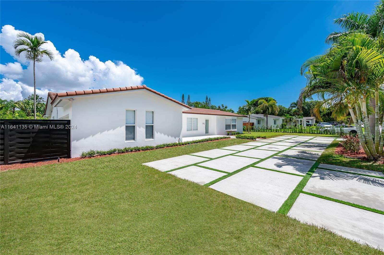 10113 SW 140th St, Miami FL 33176 photo 3