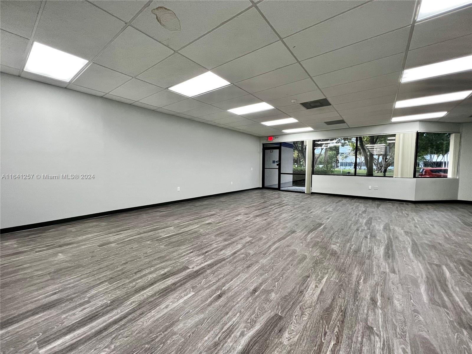 5420 NW 33rd Ave # 12, Fort Lauderdale FL 33309 photo 2