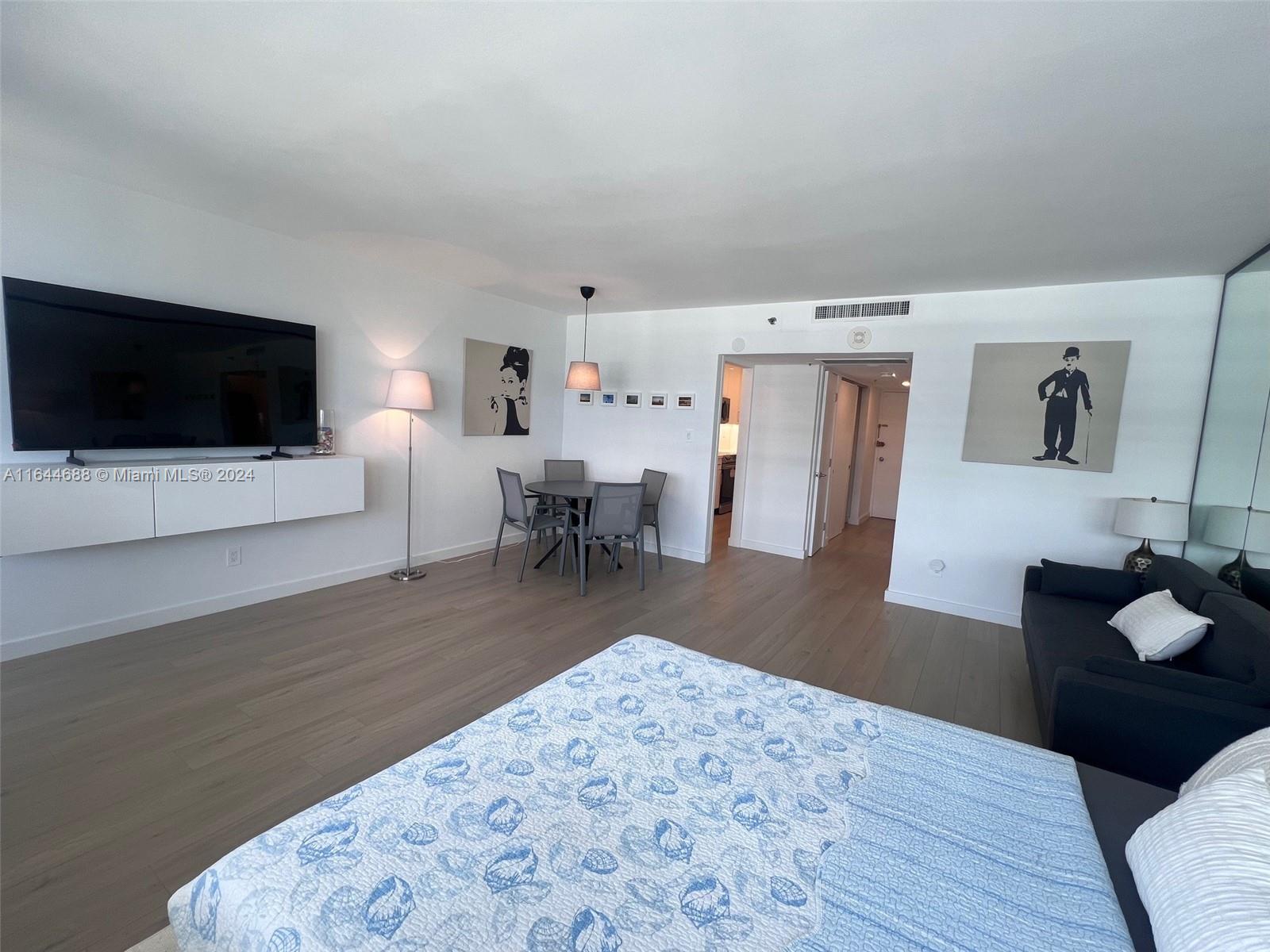 100 Lincoln Rd # 1104, Miami Beach FL 33139 photo 4