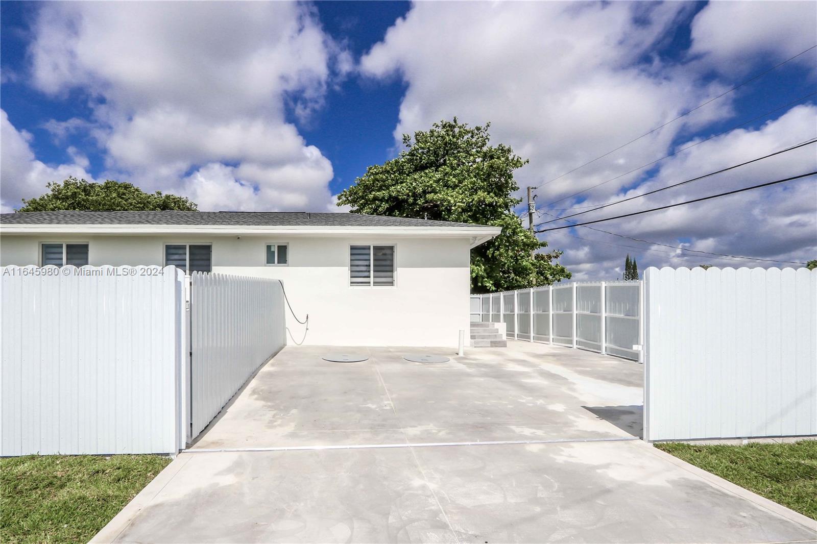 11001 SW 220th St # B, Miami FL 33170 photo 2