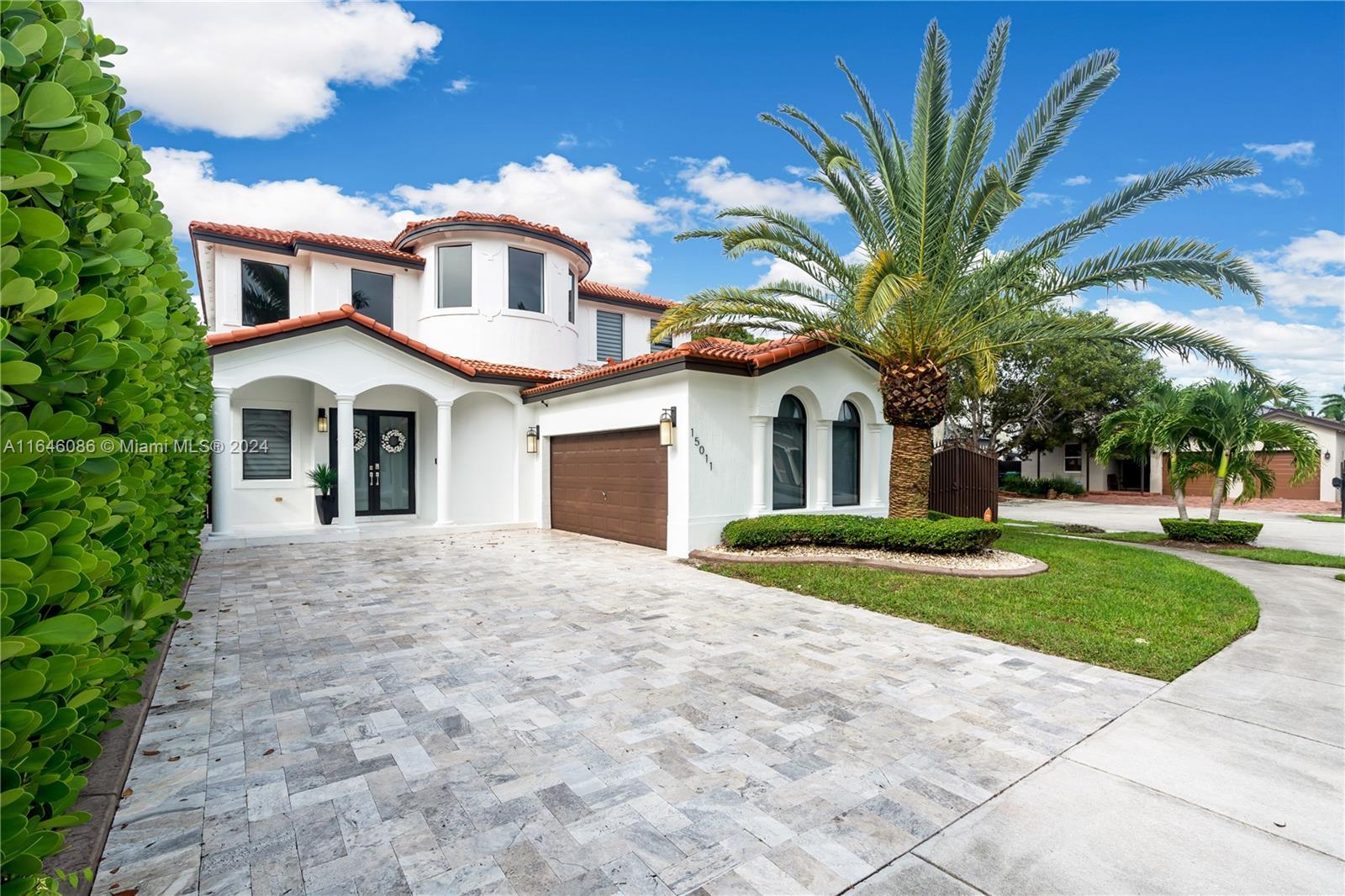 15011 SW 11th St, Miami FL 33194