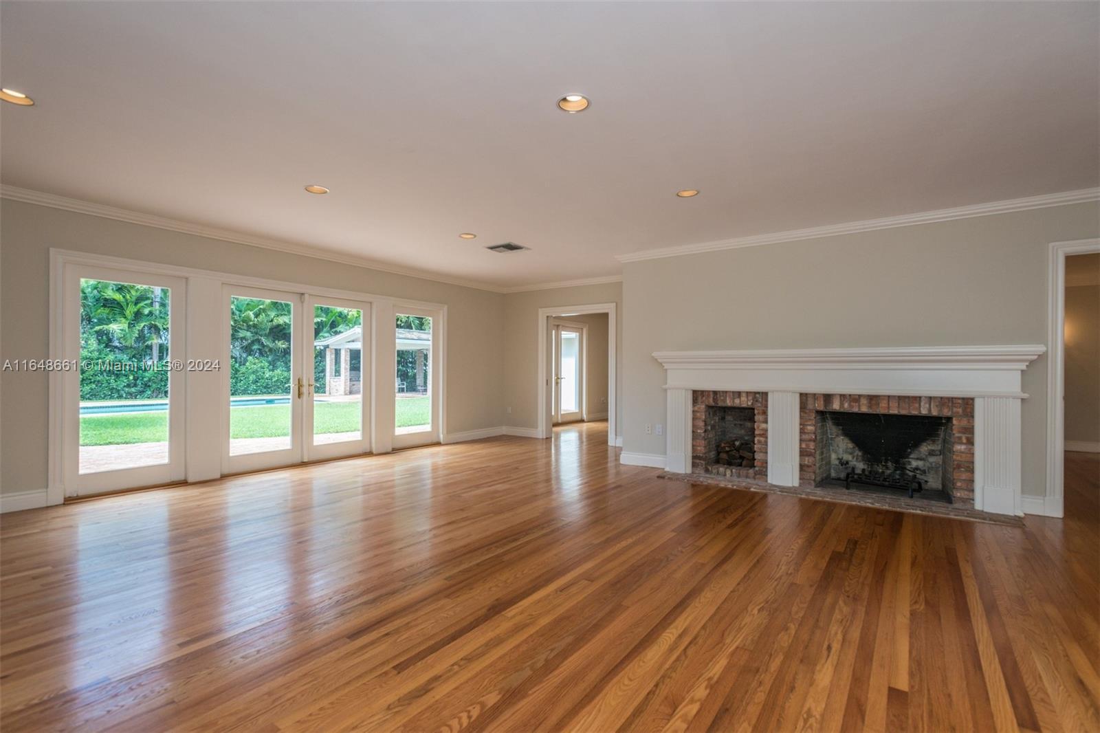 3700 Alhambra Ct, Coral Gables FL 33134 photo 3