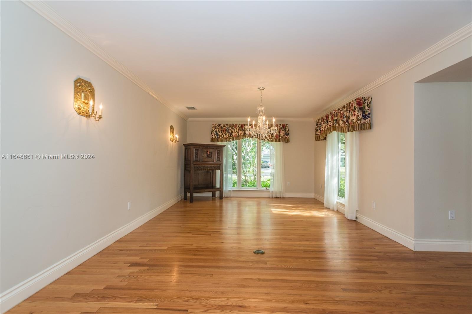 3700 Alhambra Ct, Coral Gables FL 33134 photo 5