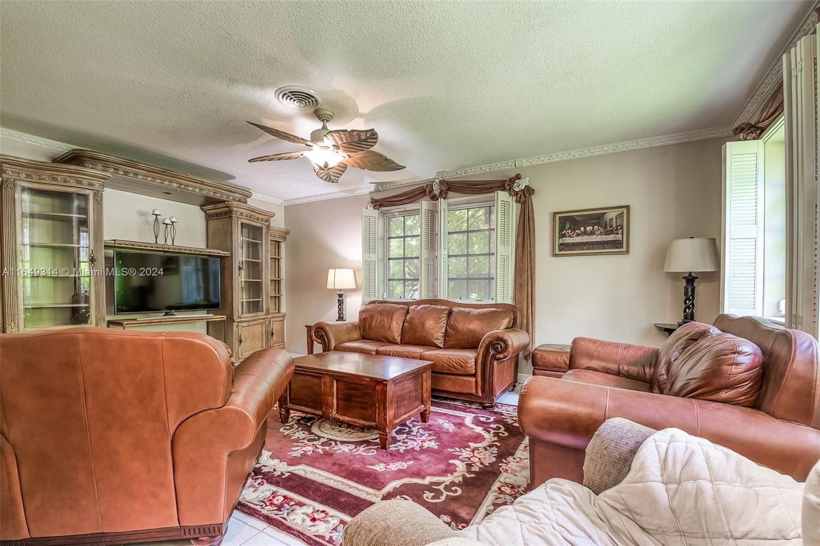 8405 SW 144th St, Palmetto Bay FL 33158 photo 3