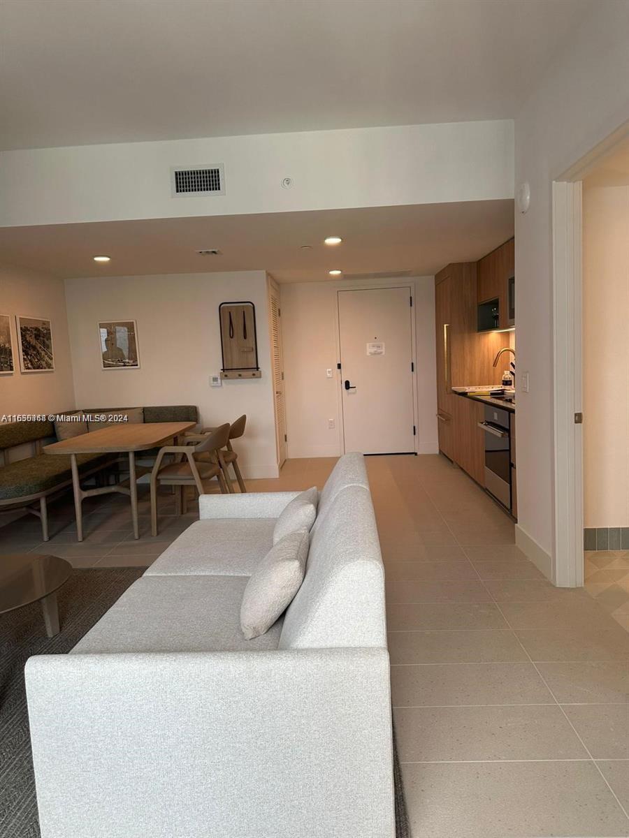 601 NE 1 st AVE # 3513, Florida City FL 33132 photo 3
