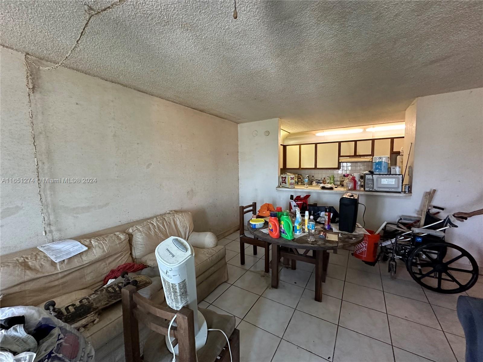 14830 Naranja Lakes Blvd, Homestead FL 33032