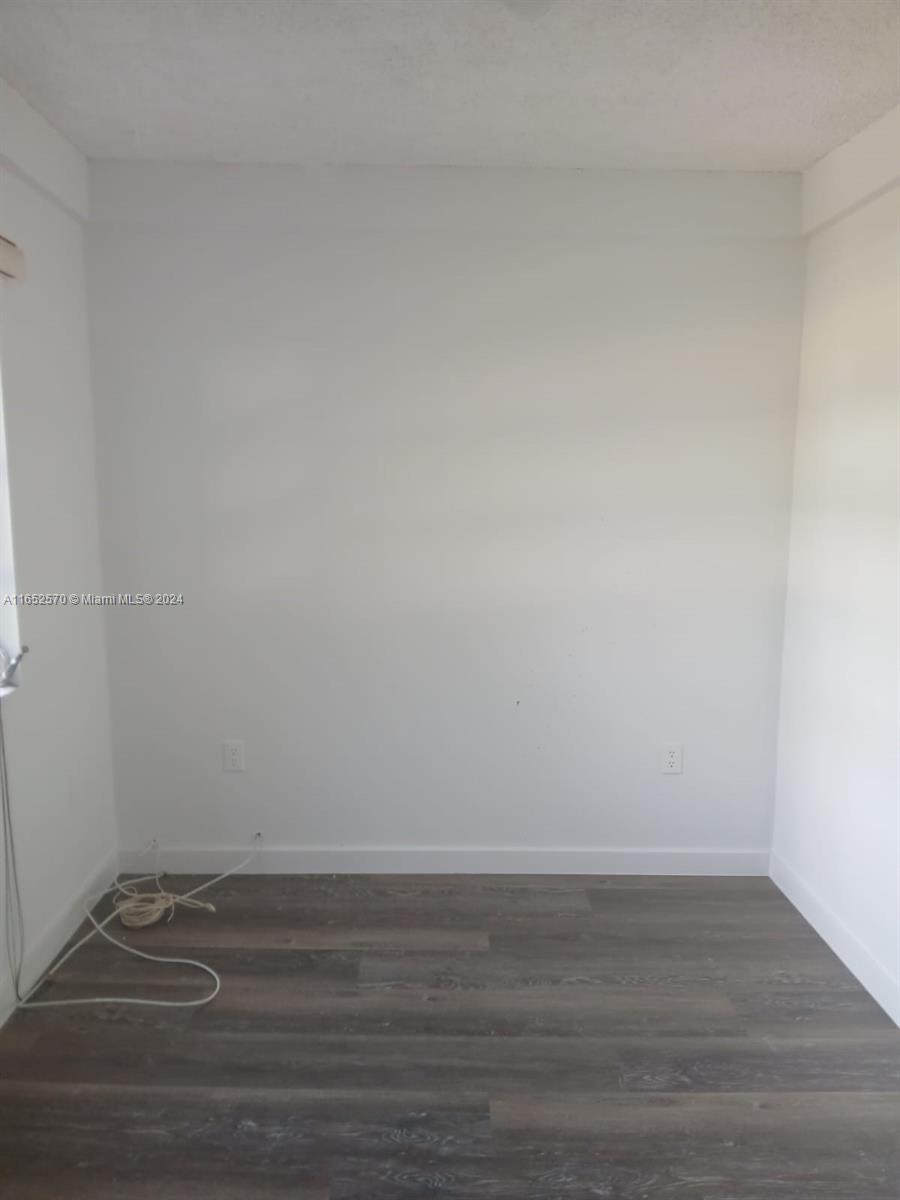 550 NW 1st St # 2, Miami FL 33128 photo 5