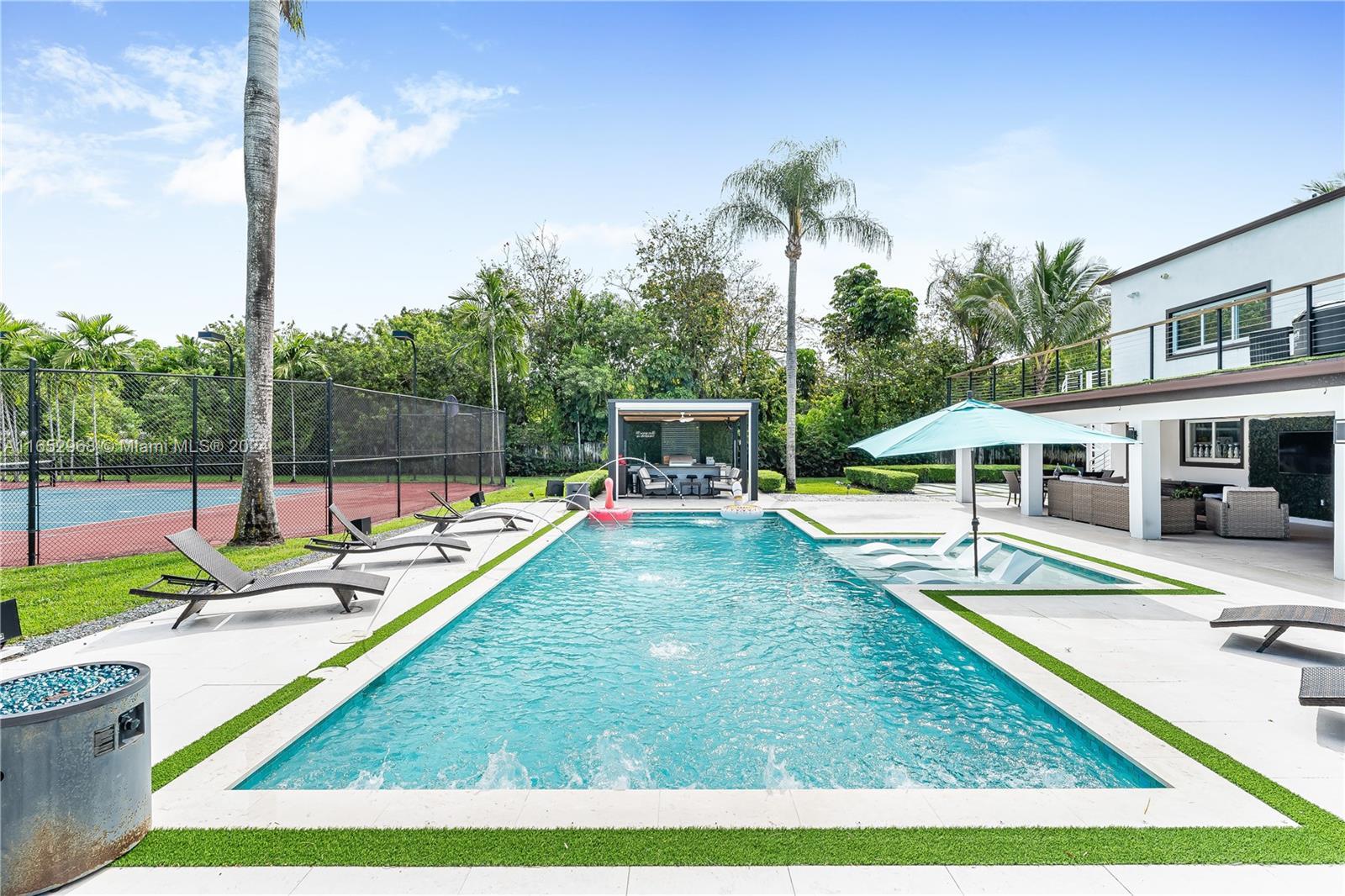 11531 SW 93rd St, Miami FL 33176 photo 2