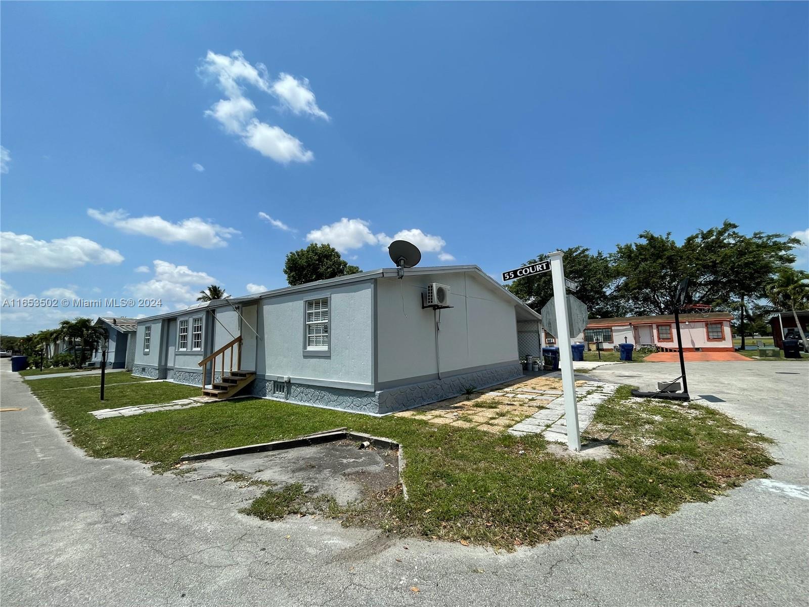 20600 NW 55 CT #0, Miami Gardens FL 33055 photo 2