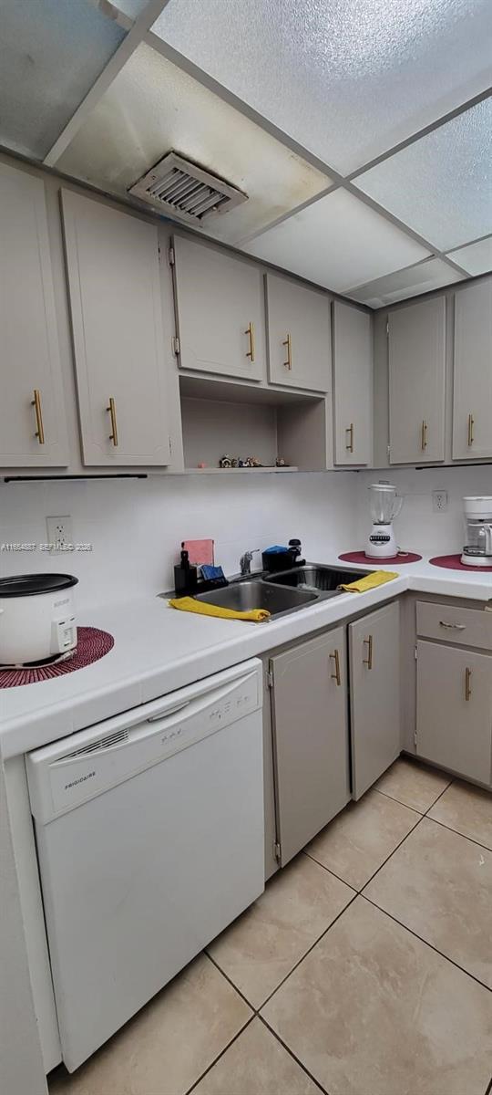 6960 Miami Gardens Dr # 525, Hialeah FL 33015 photo 5