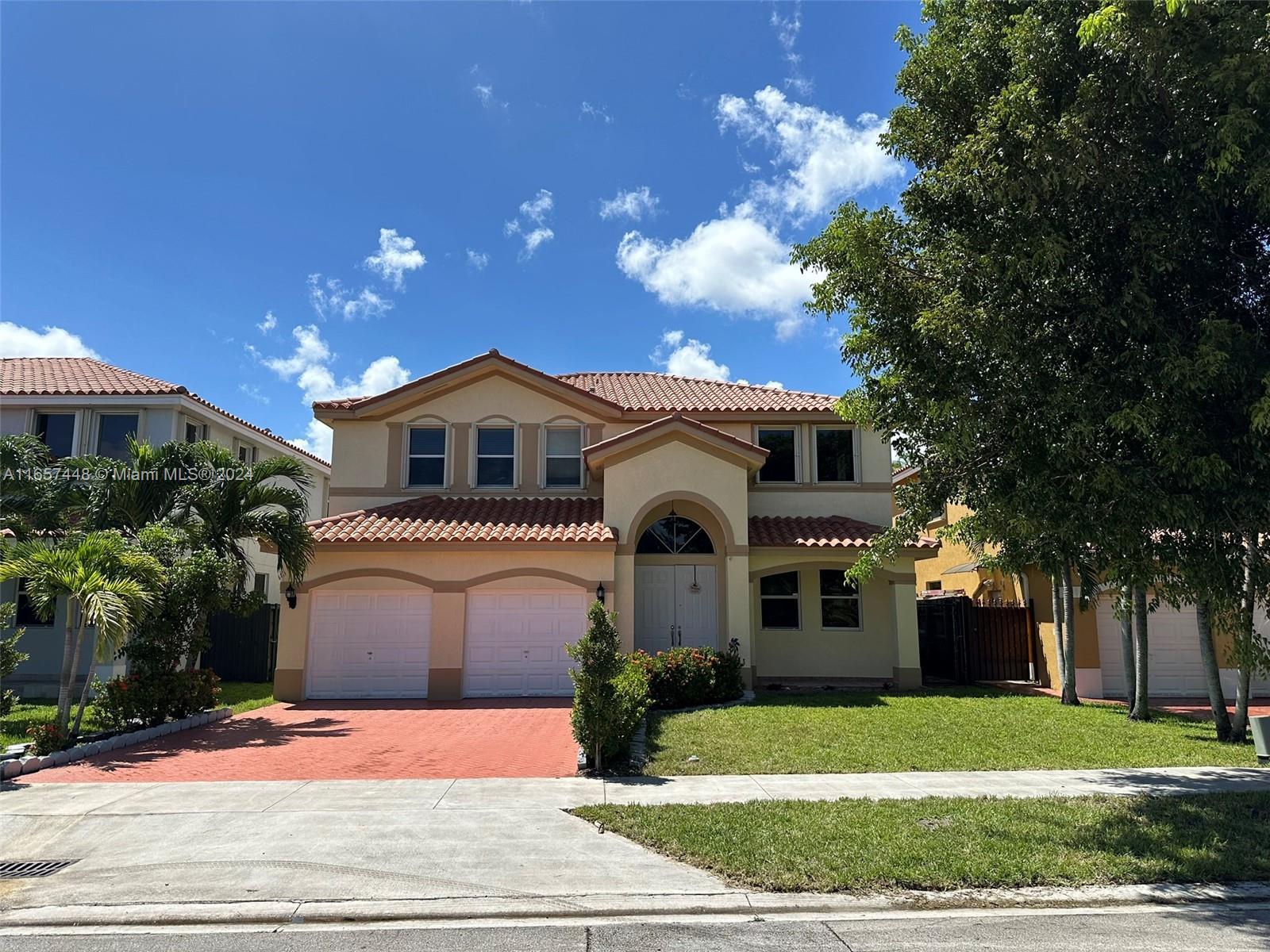 12864 NW 7th St, Miami FL 33182