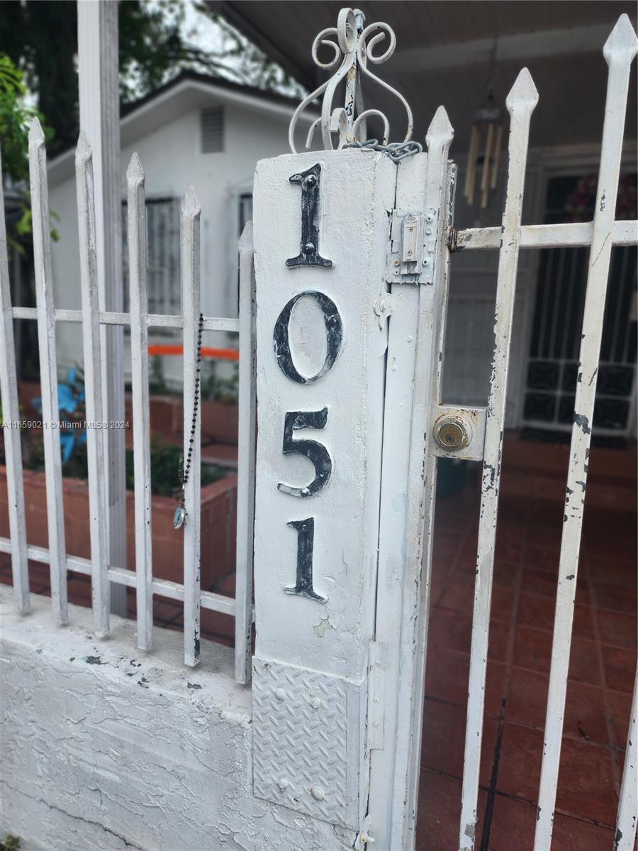 1051 SW 6th St, Miami FL 33130