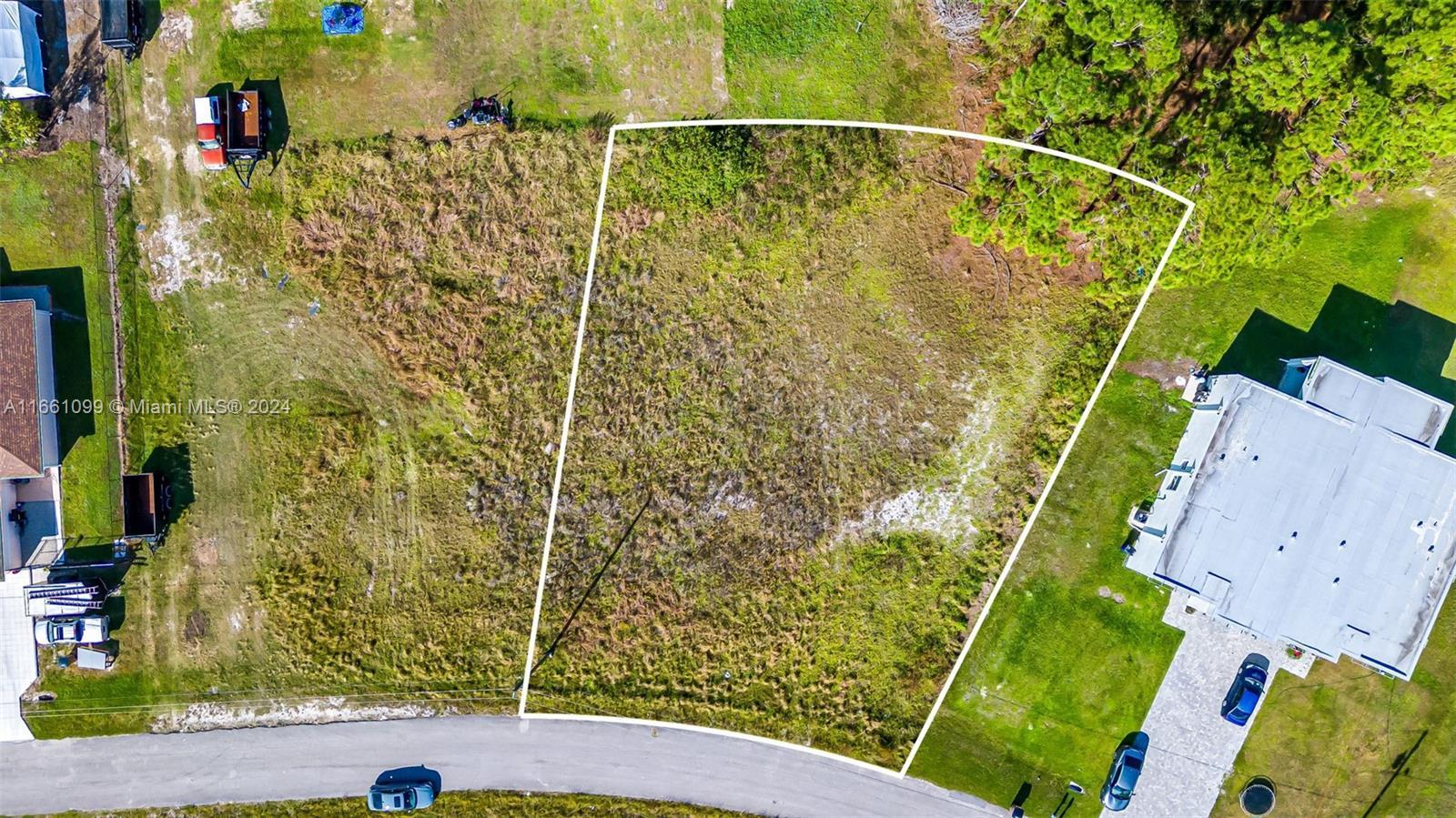 5008 Jones Drive, Lehigh Acres FL 33973 photo 2