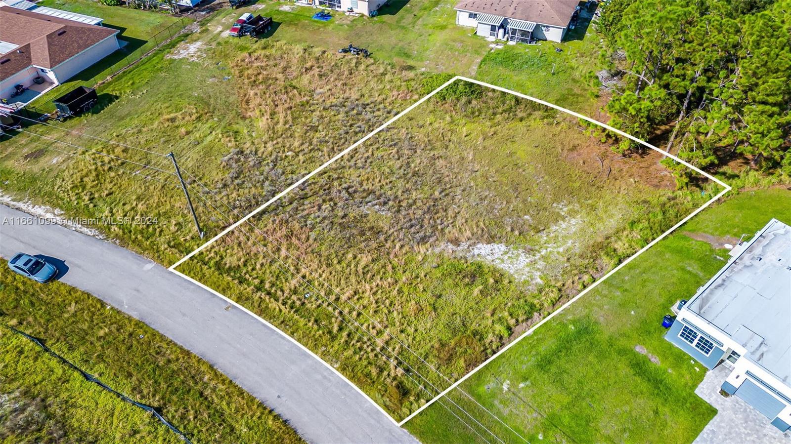 5008 Jones Drive, Lehigh Acres FL 33973 photo 5