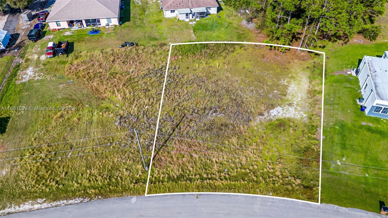 5008 Jones Drive, Lehigh Acres FL 33973 photo 4