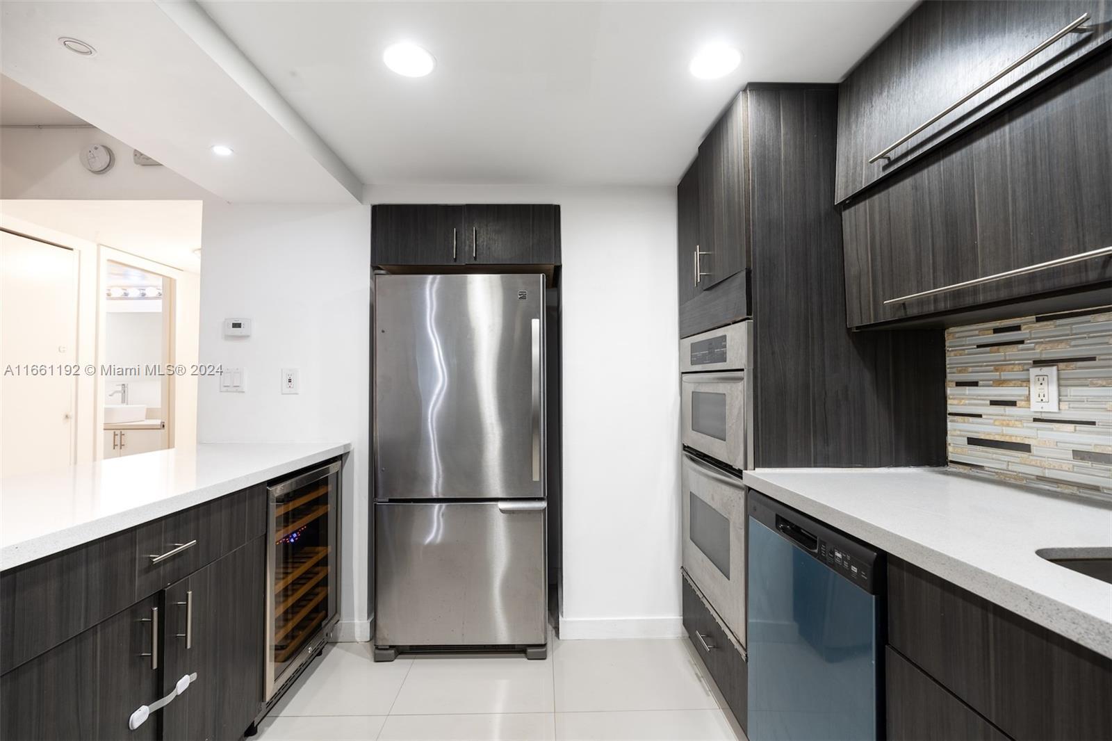 20350 W Country Club Dr # 123, Aventura FL 33180 photo 4